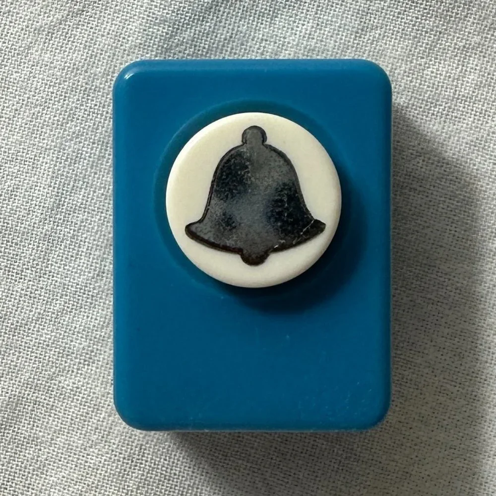 Scrapbooking Paper Punch - Bell Shape